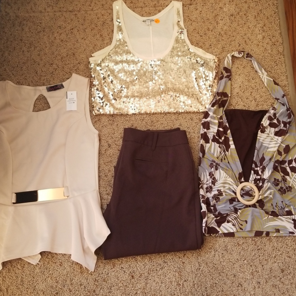 Bundle of 3 tops 1 pants